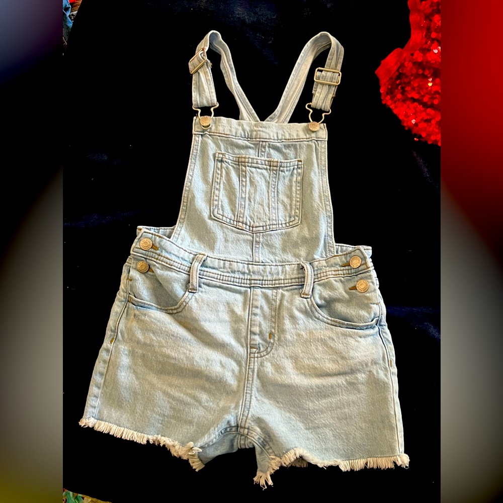 Girls overalls shorts size 8